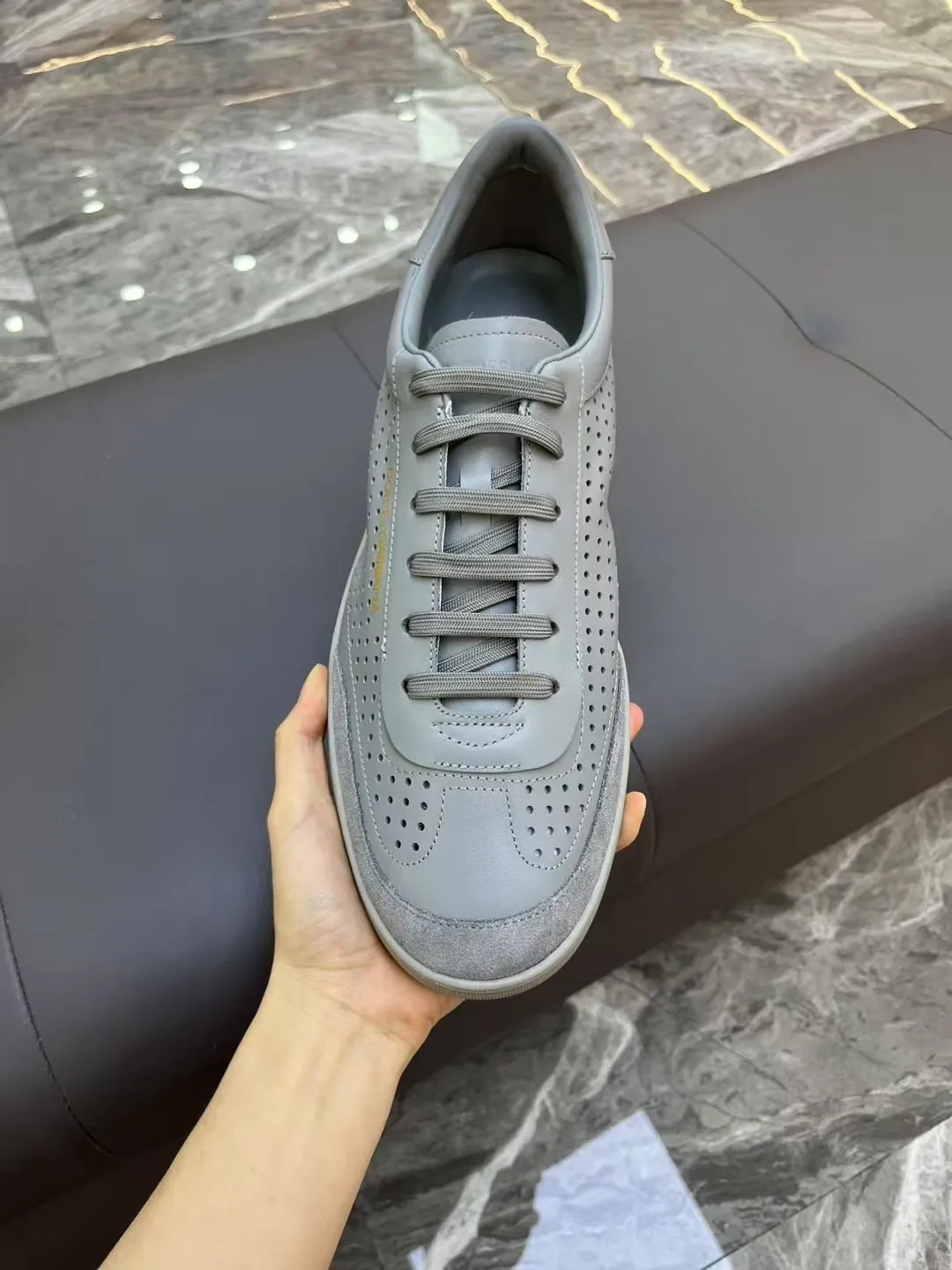 Men's Men's Shoes 💰400 [New Style] 🐝🐝DG—Dolce&G men's calfskin sneakers Portofino Yacht shoes, simple and versatile design, unique saddle leather soles. The Dolce &G logo rear wing is the icing on the cake. Imported cowhide + rubber outsole Size: 39-44 (customized at 38.45)